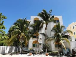 DEPARTAMENTO DE 5 RECÁMARAS EN VENTA EN CHICXULUB, YUCATÁN