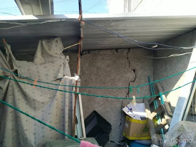 Excelente Casa Sobre Avenida principal — foto 1
