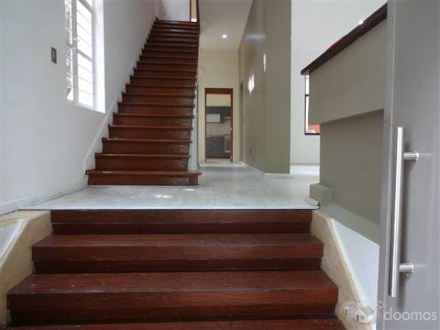Renta De Casa En Agradable Edificio Porfiriano (Catalogada Por El INBA) — foto 2
