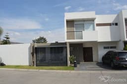 CASA EN VENTA EN FRACCIONAMIENTO BELLATERRA