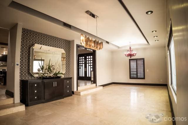 VENTA DE CASA EN RESIDENCIAL — foto 1