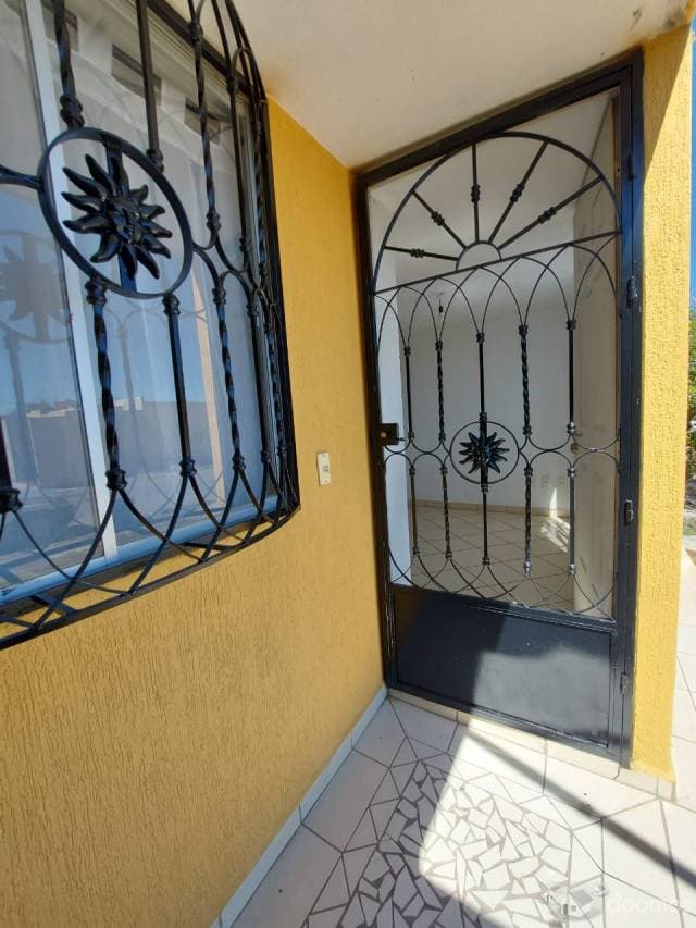 Se Vende Casa Dúplex planta baja Los Ruiseñores — foto 2
