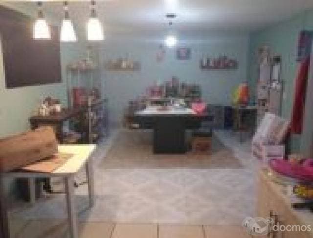 CASA CON LOCAL COMERCIAL — foto 4
