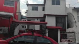 VENTA DE AMPLIA CASA EN VILLAS DE LA HACIENDA CON 6 RECAMARAS EN LA MEJOR UBICACION DE LA ZONA