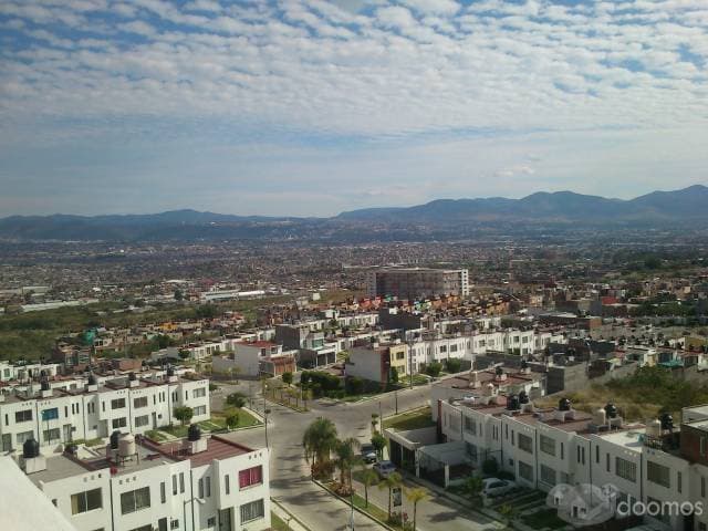 Deptos. Nuevos con vista a la ciudad en venta — foto 2