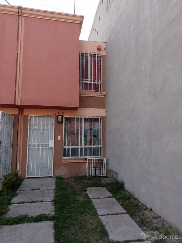 Bonita casa en venta héroes Tecámac, sección Bosques — foto 1