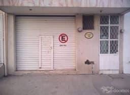 CASA y LOCAL COMERCIAL, EXCELENTE ZONA