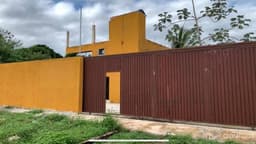 Hermosa casa de descanso o para desarrollo
