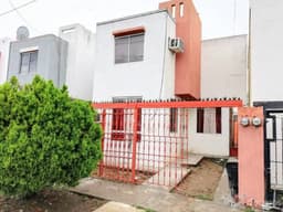Casa en venta en Juárez, Col. Paseo Santa Fe, cerca de avenidas de rápido acceso como Av. Eloy Cavazos, Av. Benito Juárez, Carretera a San Mateo, cerca de tiendas de conveniencia, zona escolar y parqu