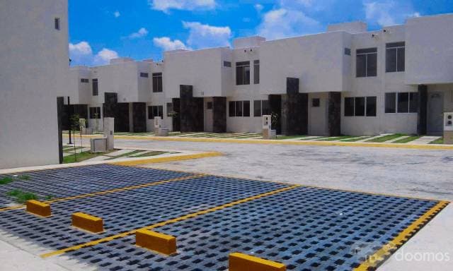 Casa 3 recámaras 3 baños 2 niveles — foto 3
