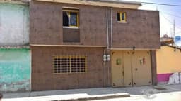 ¡¡¡Excelente Oportunidad para Invertir, casa con 4 departamentos!!