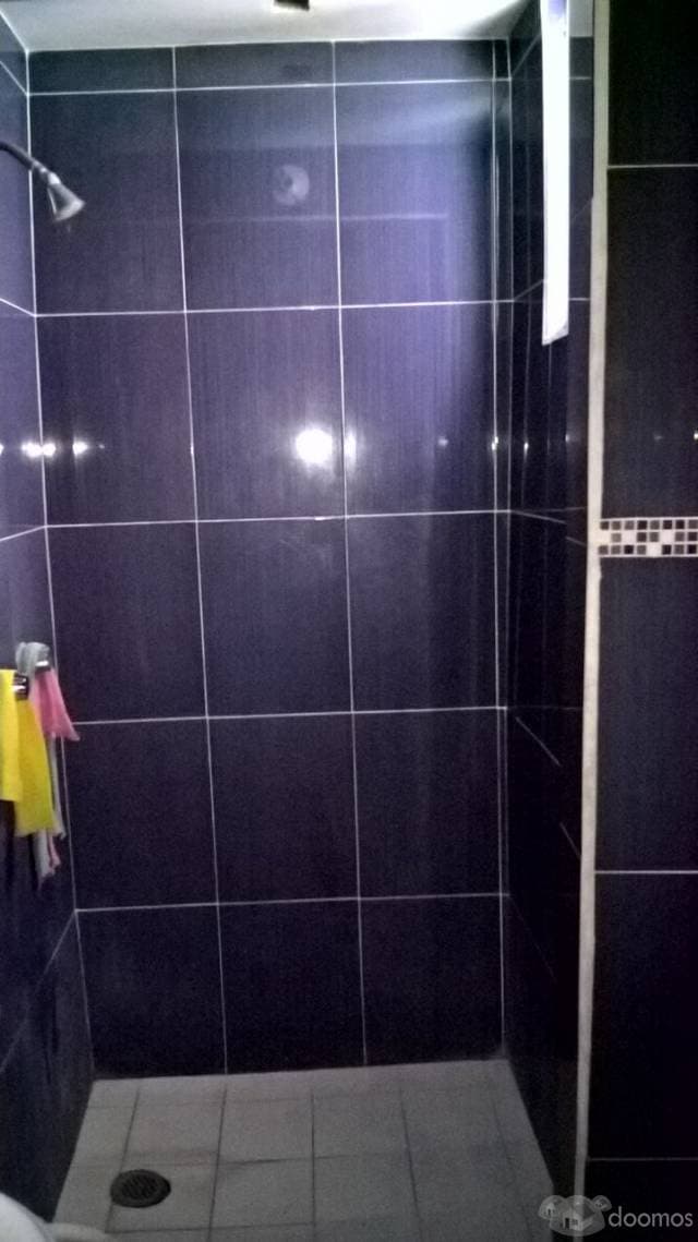 ¡¡¡Excelente Oportunidad para Invertir, casa con 4 departamentos!! — foto 2