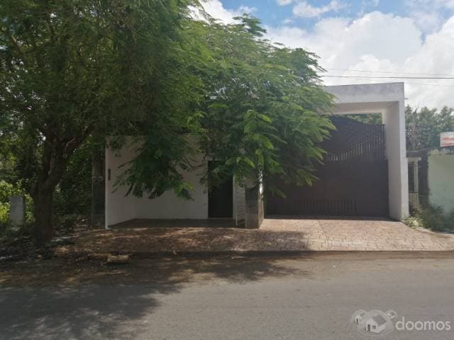 LOCAL COMERCIAL CON OFICINAS EN EXCELENTE UBICACIÓN — foto 12