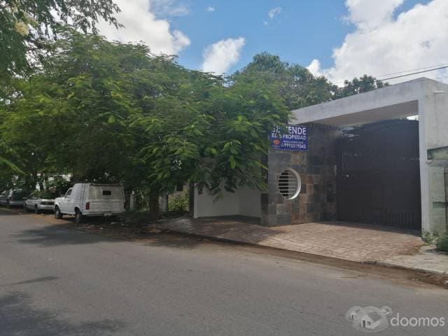 LOCAL COMERCIAL CON OFICINAS EN EXCELENTE UBICACIÓN — foto 14