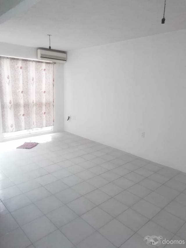 SE VENDE BONITA CASA EN PUENTE MORENO — foto 3