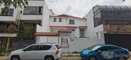 Excelente casa en Arboledas en renta