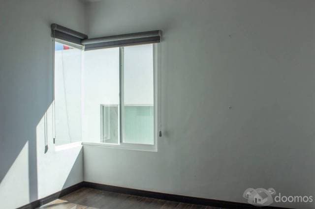 CASA EN RENTA NUEVA — foto 2