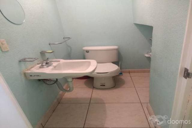 CASA UNIFAMILIAR DE 2 NIVELES — foto 5