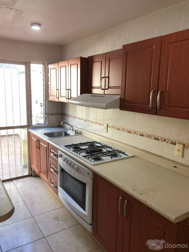 Amplia Casa en Venta dentro de Coto en Real del Bosque! — foto 3