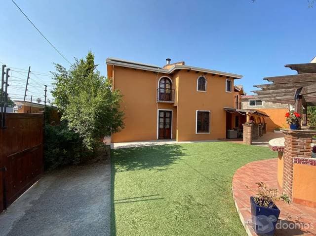 Residencia con amplio patio — foto 1