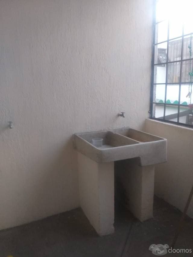 CASA DUPLEX EN VENTA EN COL. SAN GILBERTO ZAPOPAN JALISCO — foto 2