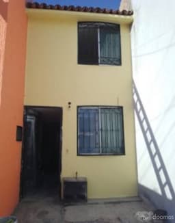 CASA EN VENTA EN FRACCIONAMIENTO MISION MAGNOLIAS TLAQUEPAQUE JALISCO POR JUAN DE LA BARRERA PERIFERICO SUR