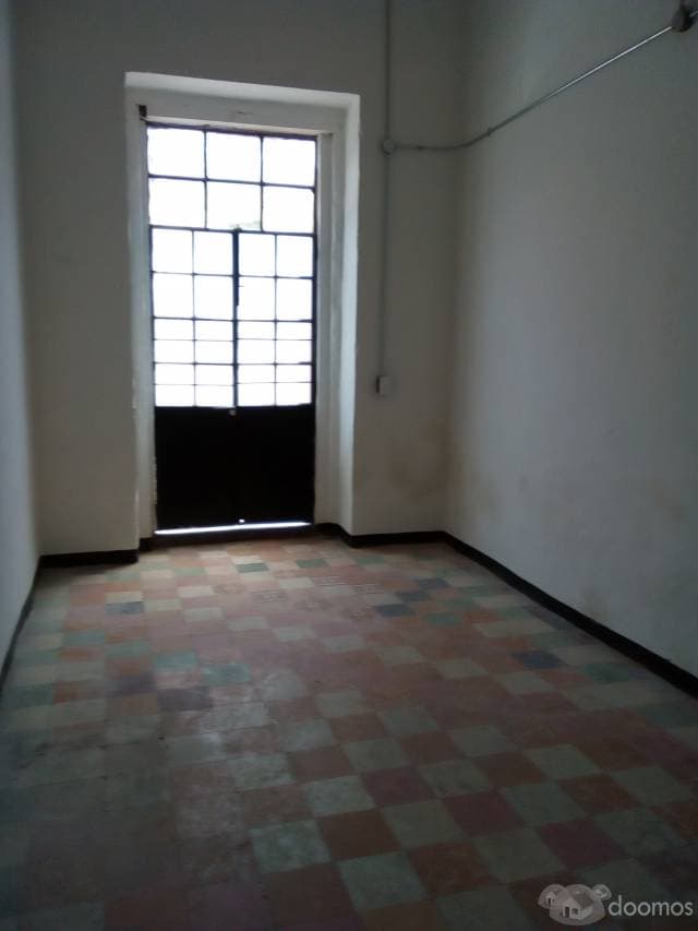 PIEZAS EN RENTA — foto 2