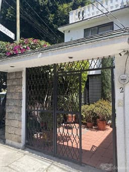 HERMOSA CASA EN VENTA EN LA COL. RINCONADA COAPA 1a SECCION