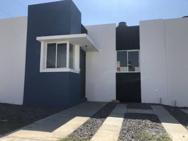 Casa economica de 2 recamaras en venta en colima — foto 1