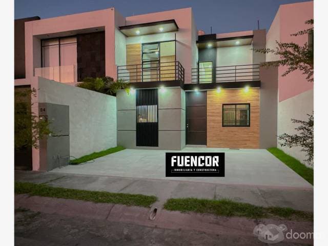 Hermosa casa céntrica en venta en Colima — foto 2