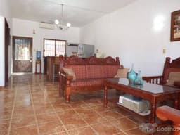 CASA DE UNA PLANTA Y 2 RECAMARAS AMUEBLADA A 2 CUADRAS DE LA CARRETERA