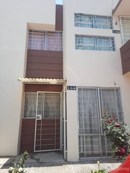 DUPLEX PLANTA BAJA