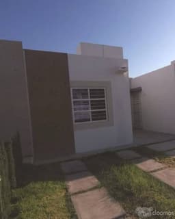 BONITA CASA EN LAS FUENTES