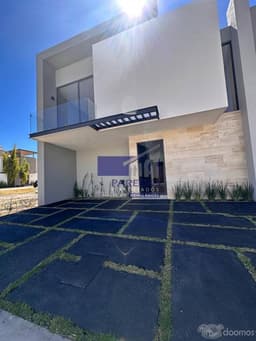 C111 Casa en venta 3 recámaras Fracc Rincón de la Montaña Altozano Morelia