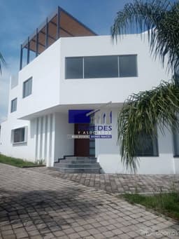 C142 Casa nueva en Venta Paseos de la Hacienda Cerca Costco Morelia