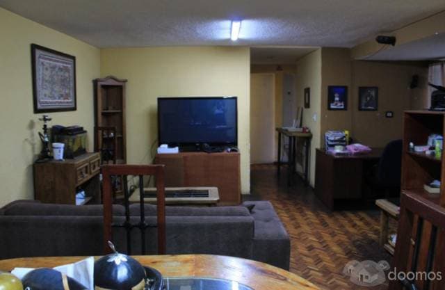 Se vende departamento con excelente ubicación — foto 2
