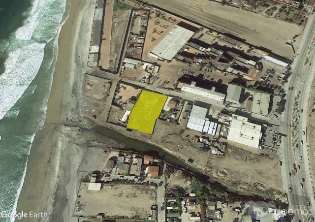 Venta de Terreno en Basso, Rosarito, 2343m2 — foto 2