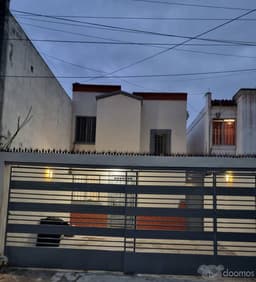 Rento casa bien ubicada a solo 150 metros de plaza comercial frente a avenida Lincoln
