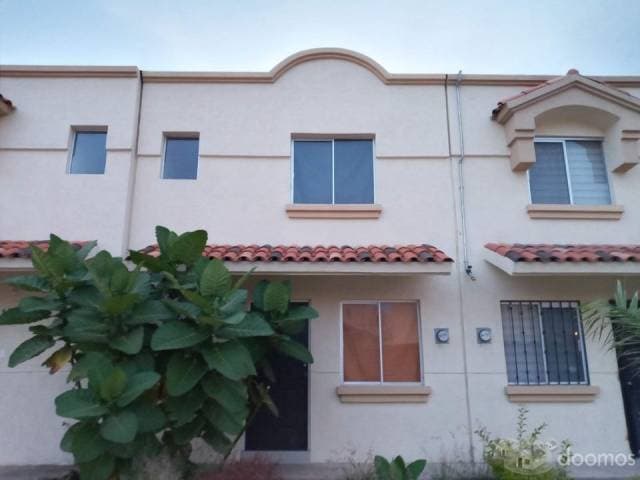 Casa en venta de 3 habitaciones en el Fracc. Alta California en Tlajomulco de Zúñiga.