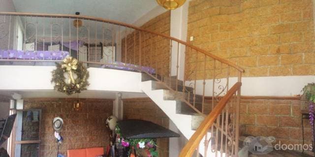 VENTA DE CASA Y ALBERCA EN FRACC. CITLALIN. MORELOS — foto 2