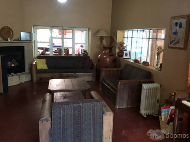 Casa de adobe una planta en el centro de Pátzcuaro — foto 4