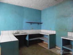 VENDO CASA DE OPORTUNIDAD EN PUERTO VALLARTA, LA CASA SE UBICA MUY CERCA DEL CENTRO DEL PITILLAL.
