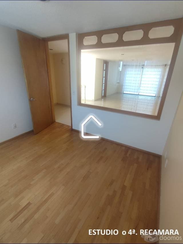CASA EN RENTA EN PRIVADA, CON SALON DE USOS MULTIPLES, METEPEC, ESTADO DE MEXICO — foto 5