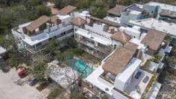 Ultima Unidada en CARMELA CONDOS dentro de Aldea Zama