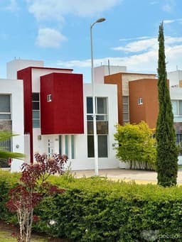 Casa venta en Residencial Pontevedra, Tlajomulco
