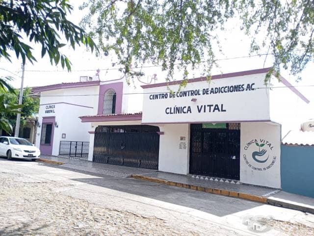 Casa venta en Col. Centro, Cuauhtémoc, Colima — foto 1