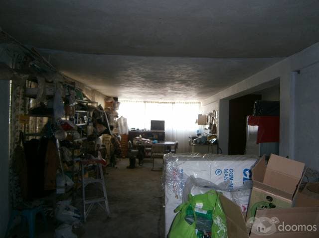 Casa con 2 deptos y 2 locales comerciales — foto 4