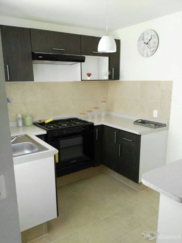 CONOZCALA, IMECABLE CASA CON ALBERCA — foto 4