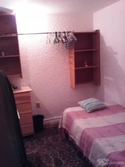 RENTO CUARTO  CON BAÑO  CASI PROPIO  PARA DAMA  COLONIA ROMA  SIN  DEPISTO BARATO  CON  SERVICIOS