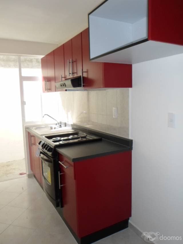 CASA CON ALBERCA IMPECABLE EN CONDOMINIO — foto 2